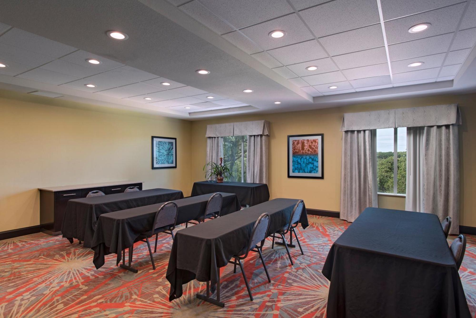 Holiday Inn Express & Suites Austin Nw - Four Points By Ihg Eksteriør billede