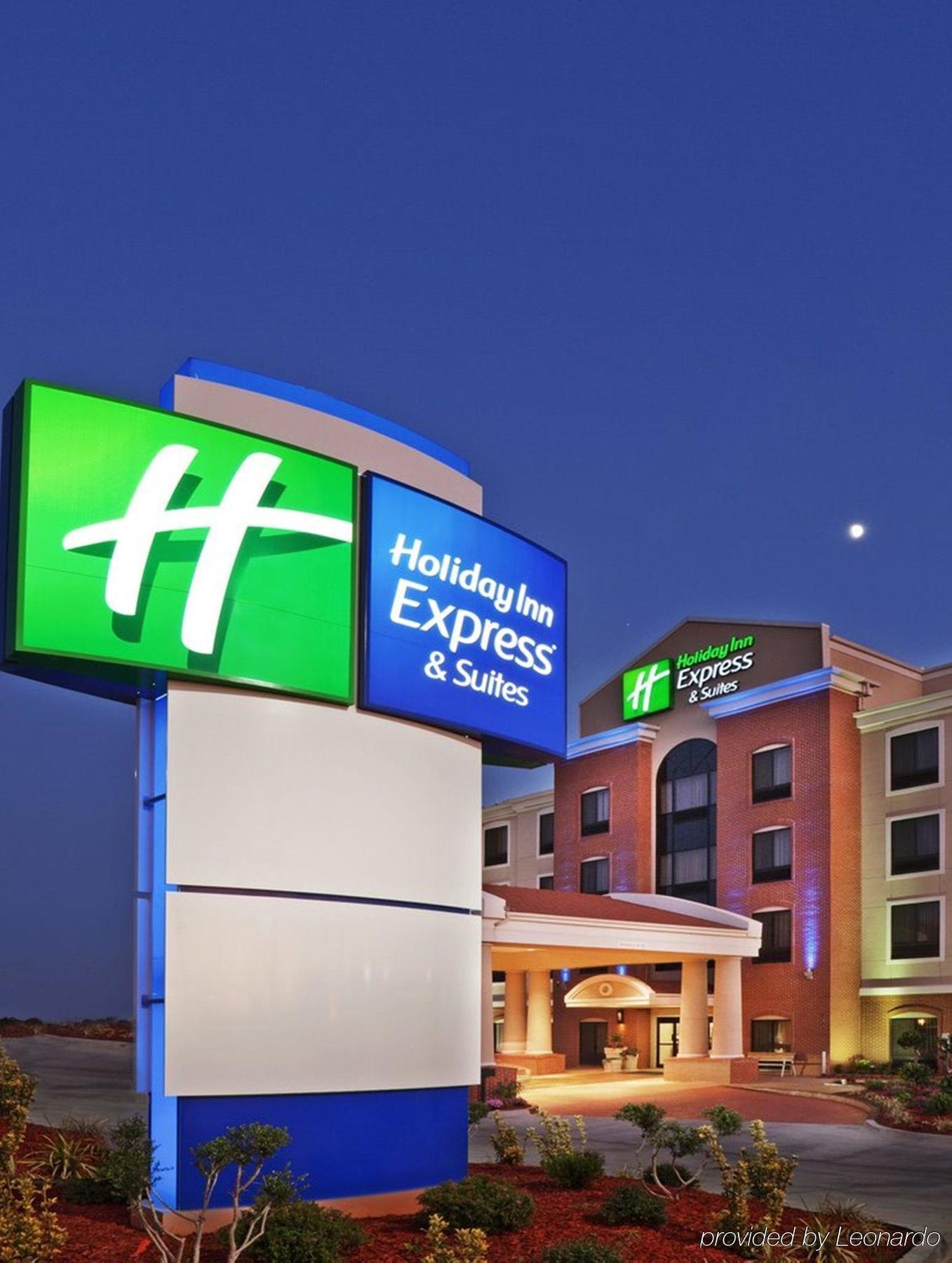 Holiday Inn Express & Suites Austin Nw - Four Points By Ihg Eksteriør billede